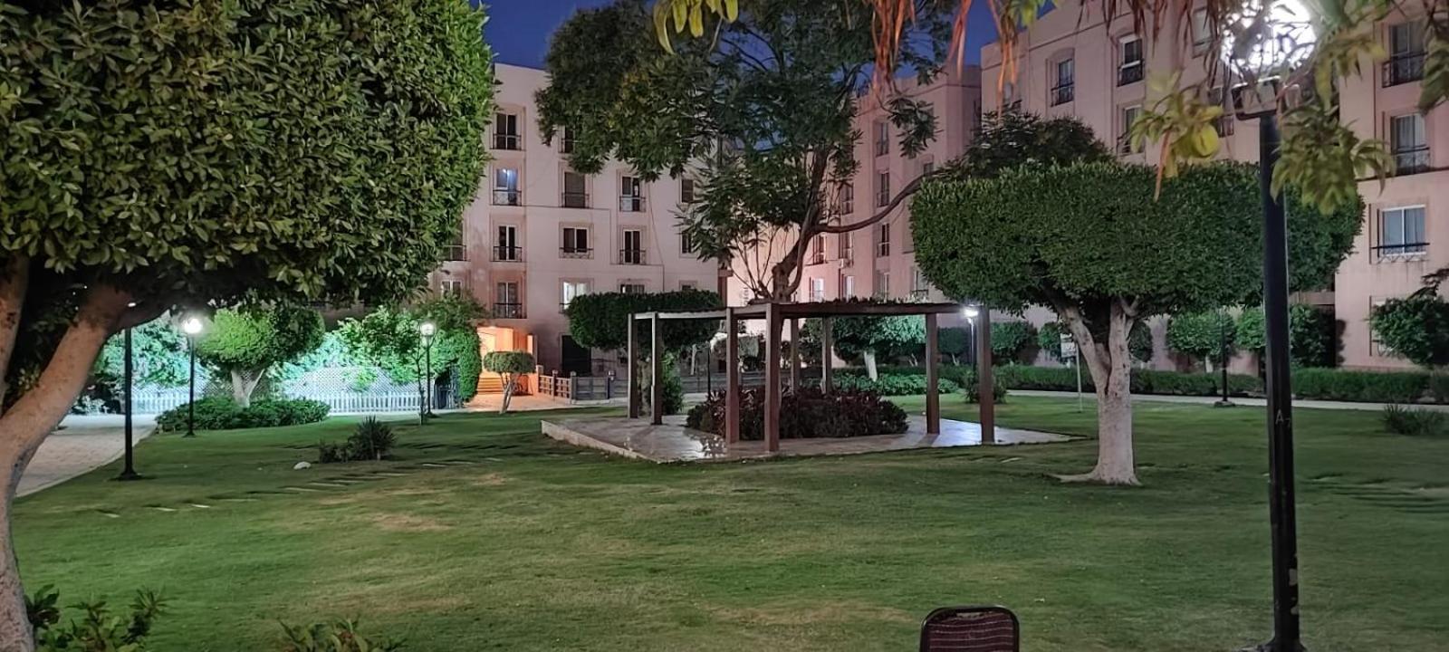 مدينة الرحاب سيتى سكوير . Al Rehab , Square, The Yard Appartement